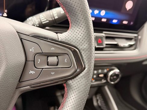 Used 2025 Chevrolet TrailBlazer RS w/ Convenience Package image 20