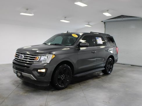 Used 2021 Ford Expedition XLT image 4