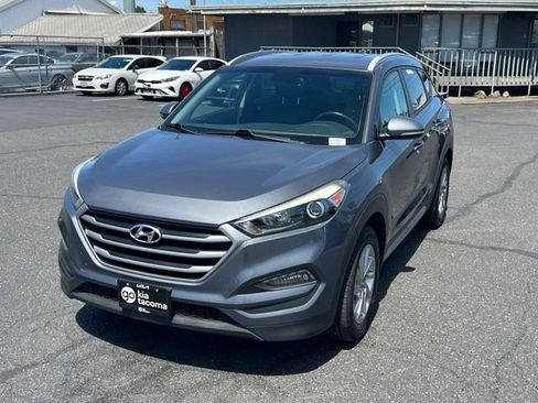 Used 2018 Hyundai Tucson SEL Plus w/ Cargo Package AWD/4WD image 3