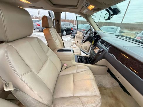 Used 2008 GMC Yukon XL Denali image 17