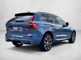 Used 2024 Volvo XC60 B5 Plus w/ Protection Package Premier video 2