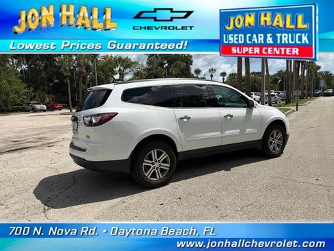 Used 2017 Chevrolet Traverse LT AWD/4WD image 11