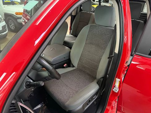 Used 2018 RAM 2500 Big Horn image 13