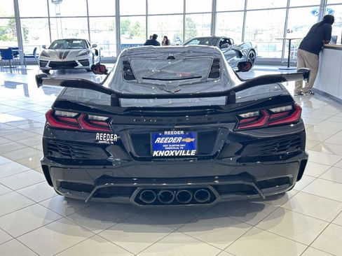 Used 2023 Chevrolet Corvette Z06 image 4
