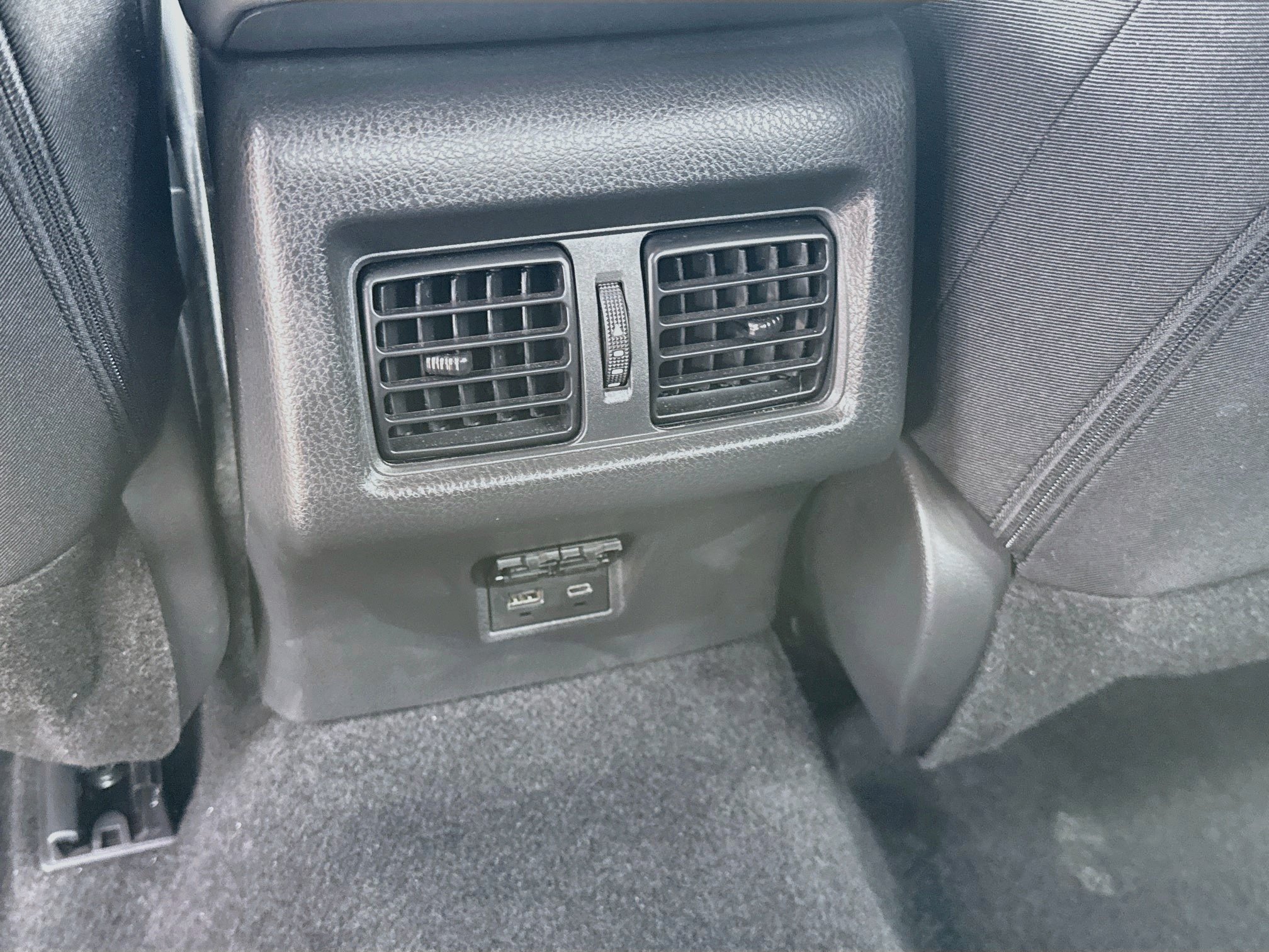 Used 2026 Toyota Camry LE FWD image 28