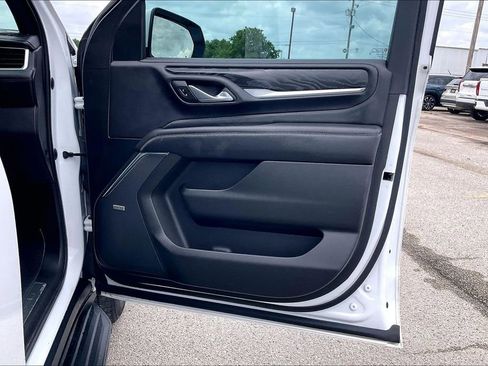 Used 2021 GMC Yukon Denali w/ Advanced Technology Package AWD/4WD image 29