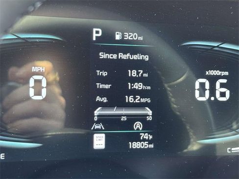 Used 2024 Kia Sportage EX image 17