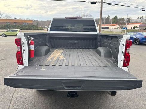 Used 2025 Chevrolet Silverado 2500 LT AWD/4WD image 10