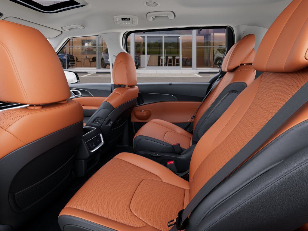New 2027 Kia Carnival SX w/ Dark Edition Package FWD image 19