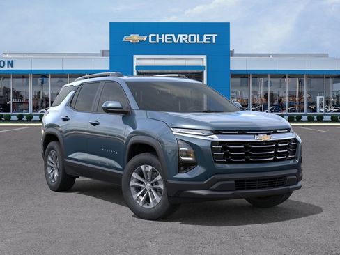 New 2026 Chevrolet Equinox LT w/ Convenience Package II AWD/4WD image 7