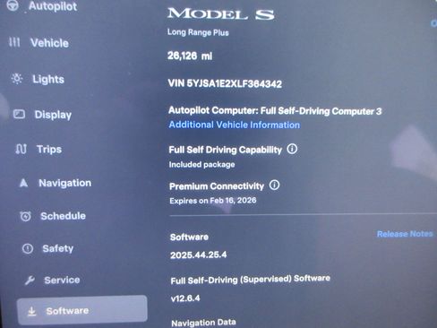 Used 2020 Tesla Model S Long Range Plus image 47