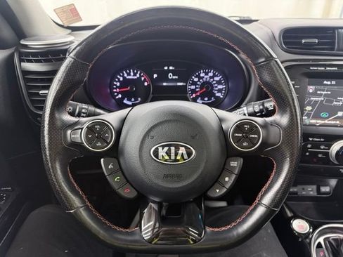 Used 2018 Kia Soul ! w/ Tech Package FWD image 25