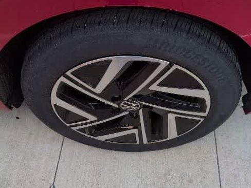 Used 2022 Volkswagen Jetta SEL FWD image 9