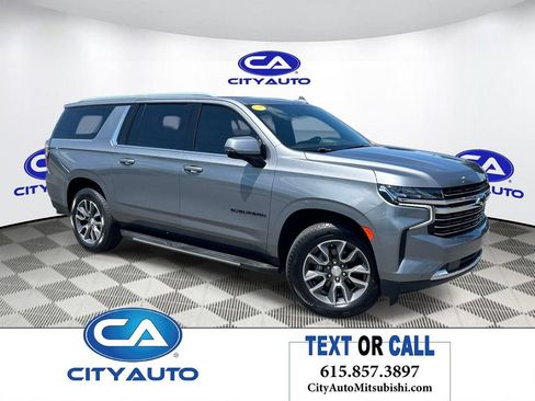 Used 2021 Chevrolet Suburban LT w/ LT Signature Package RWD image 1