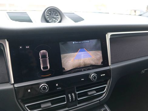 Used 2022 Porsche Macan GTS image 27