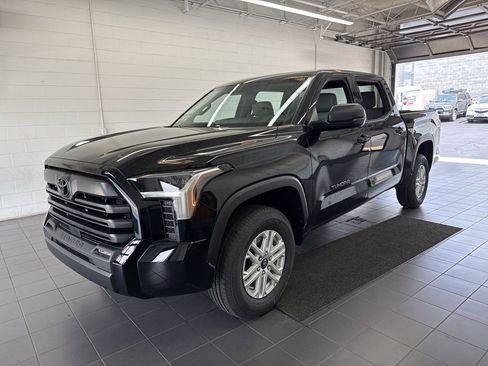 New 2026 Toyota Tundra SR5 AWD/4WD image 4