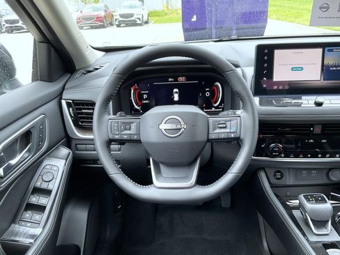 New 2026 Nissan Rogue Platinum w/ Platinum Premium Package AWD/4WD image 11