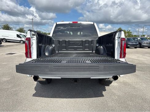 Used 2025 Ford F150 Lariat AWD/4WD image 32