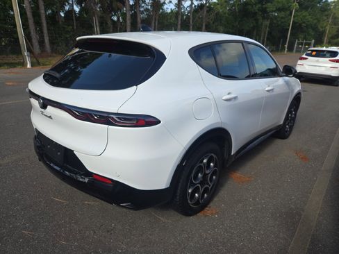 Used 2024 Alfa Romeo Tonale Ti AWD/4WD image 6