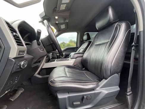 Used 2021 Ford F250 Lariat w/ Lariat Ultimate Package AWD/4WD image 17