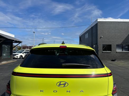 Used 2024 Hyundai Kona SEL image 26