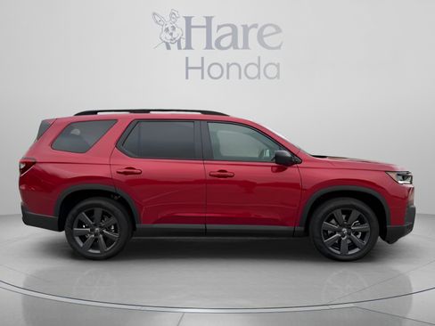 Used 2026 Honda Pilot Sport image 6