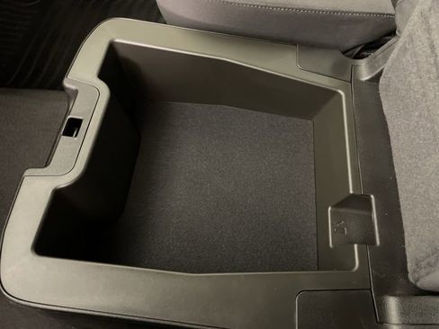 Used 2025 Chevrolet Silverado 1500 RST image 34