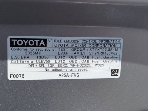 Used 2025 Toyota RAV4 LE image 25