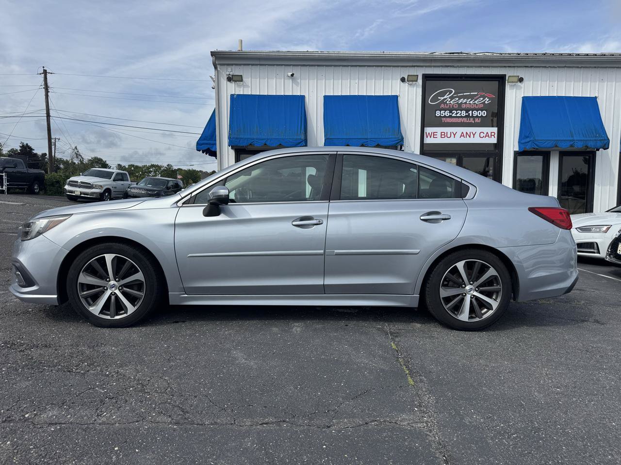 Used 2018 Subaru Legacy 3.6R Limited AWD/4WD image 8