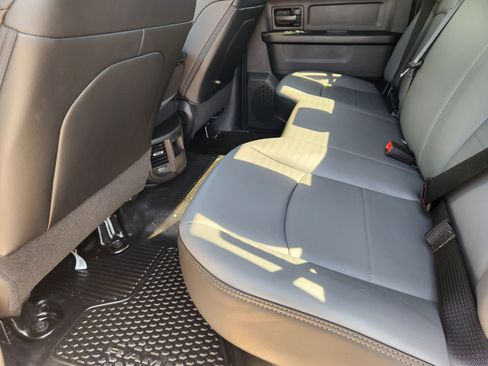 New 2026 RAM 2500 Tradesman w/ Chrome Appearance Group AWD/4WD image 22