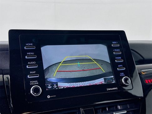 Used 2021 Toyota Camry SE image 10