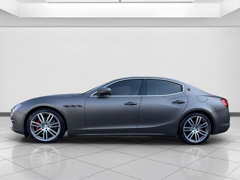 Used 2019 Maserati Ghibli S GranLusso AWD/4WD image 2