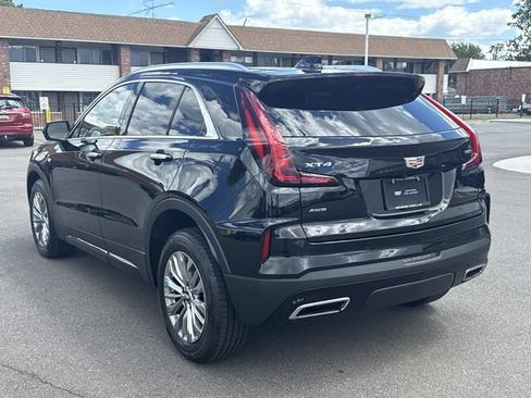 Certified 2025 Cadillac XT4 Premium Luxury AWD/4WD image 37