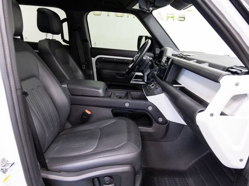Used 2022 Land Rover Defender 110 X-Dynamic HSE AWD/4WD image 14