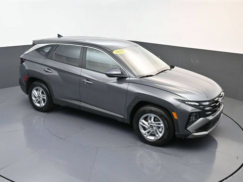 Used 2026 Hyundai Tucson SE FWD image 14