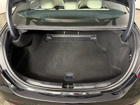 Used 2025 Mercedes-Benz C 300 4MATIC Sedan image 16