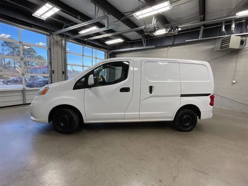 Used 2021 Nissan NV200 SV w/ Back Door Glass Package image 2