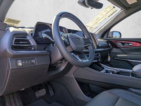 New 2026 Chevrolet Traverse Z71 image 9