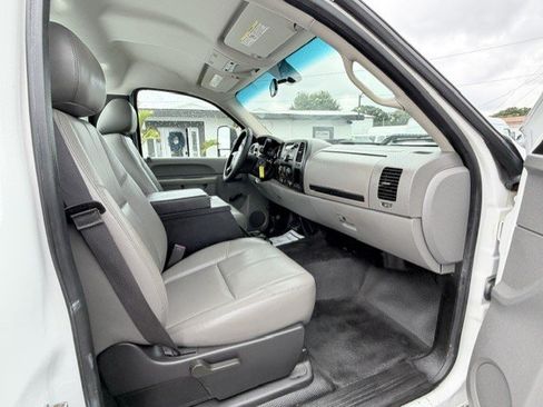 Used 2013 Chevrolet Silverado 3500 W/T RWD image 16