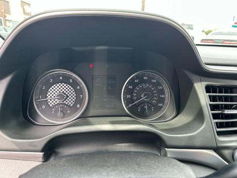 Used 2019 Hyundai Elantra SE w/ Cargo Package image 19