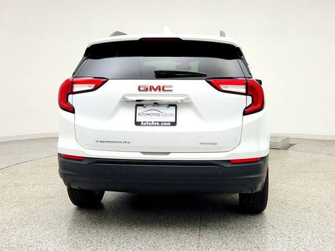 Used 2024 GMC Terrain SLE w/ Driver Convenience Package AWD/4WD image 6