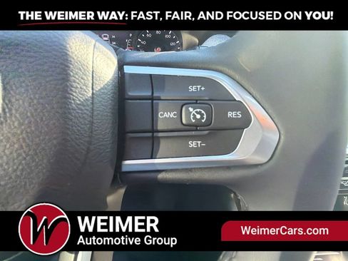 Used 2025 Jeep Compass Latitude AWD/4WD image 27