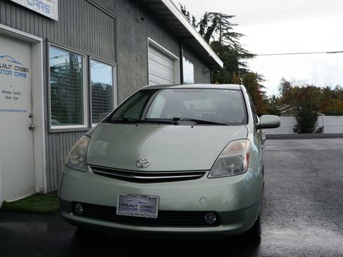 Used 2009 Toyota Prius STANDARD HATCHBACK 4D image 2