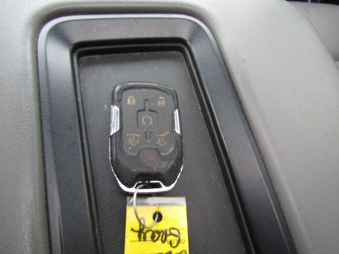 Used 2019 Chevrolet Tahoe LT image 32