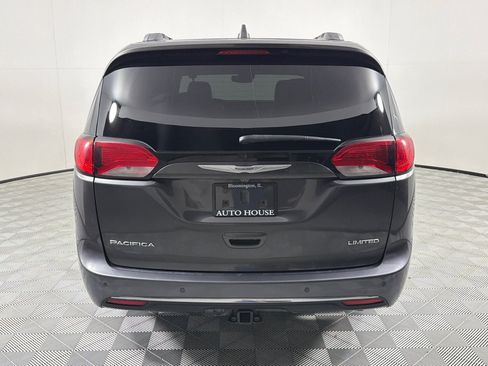 Used 2018 Chrysler Pacifica Limited FWD image 6