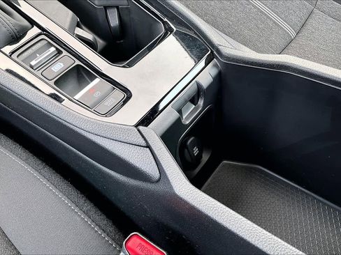 Used 2025 Honda Accord Sport image 32