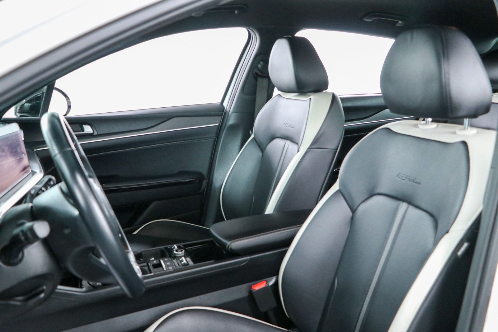Used 2025 Kia K5 GT-Line FWD image 23