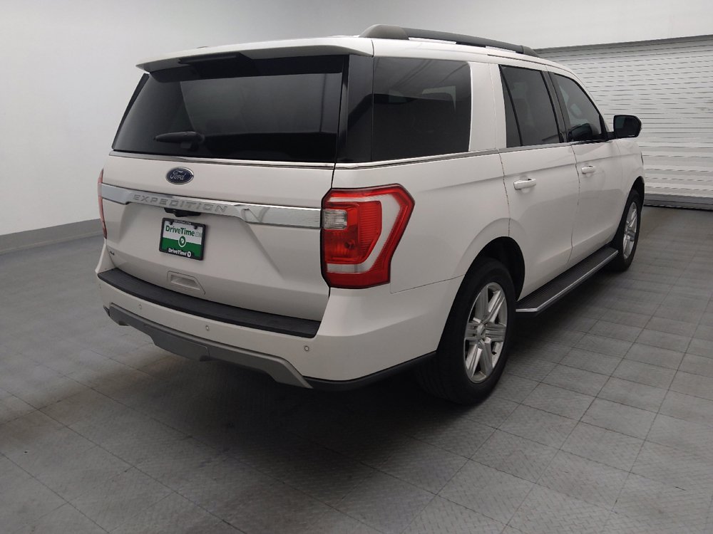 Used 2019 Ford Expedition XLT w/ Equipment Group 202A RWD image 9