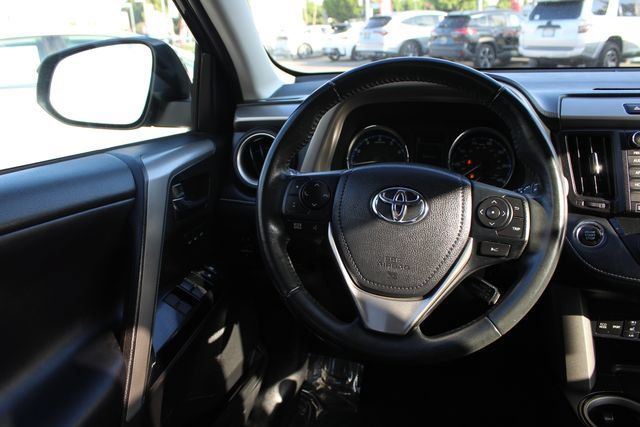 Used 2016 Toyota RAV4 Limited w/ Advanced Technology Package AWD/4WD image 31