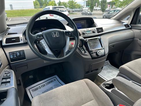 Used 2015 Honda Odyssey EX image 16